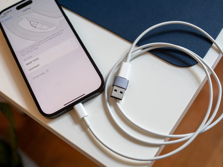 How to Charge Your iPhone 14 Pro in Your Car